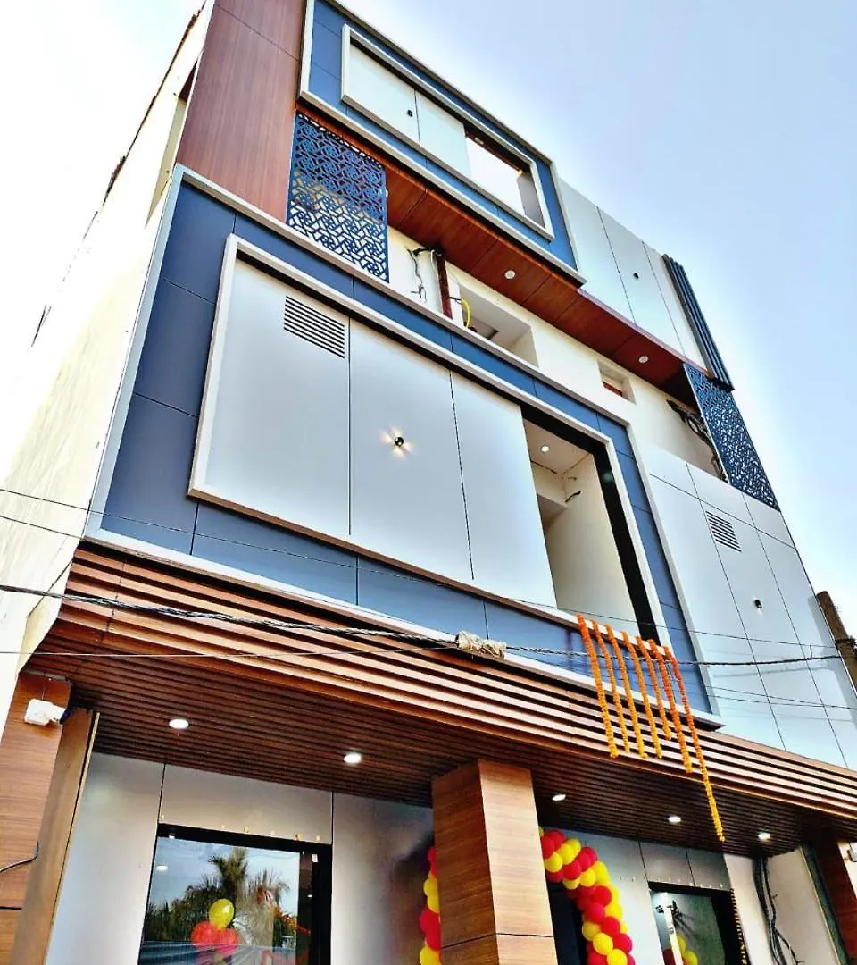 *** Hotel Kennedia International Hotal & Suite Varanasi India